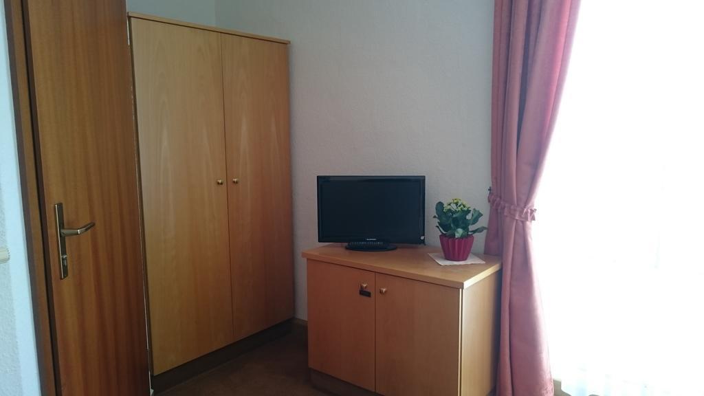 Pension Kapellenstein Geyer Zimmer foto